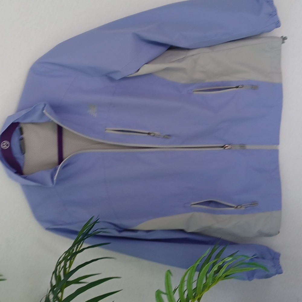 New Balance Lightweight Jacket, Multiple Pockets,… - image 3